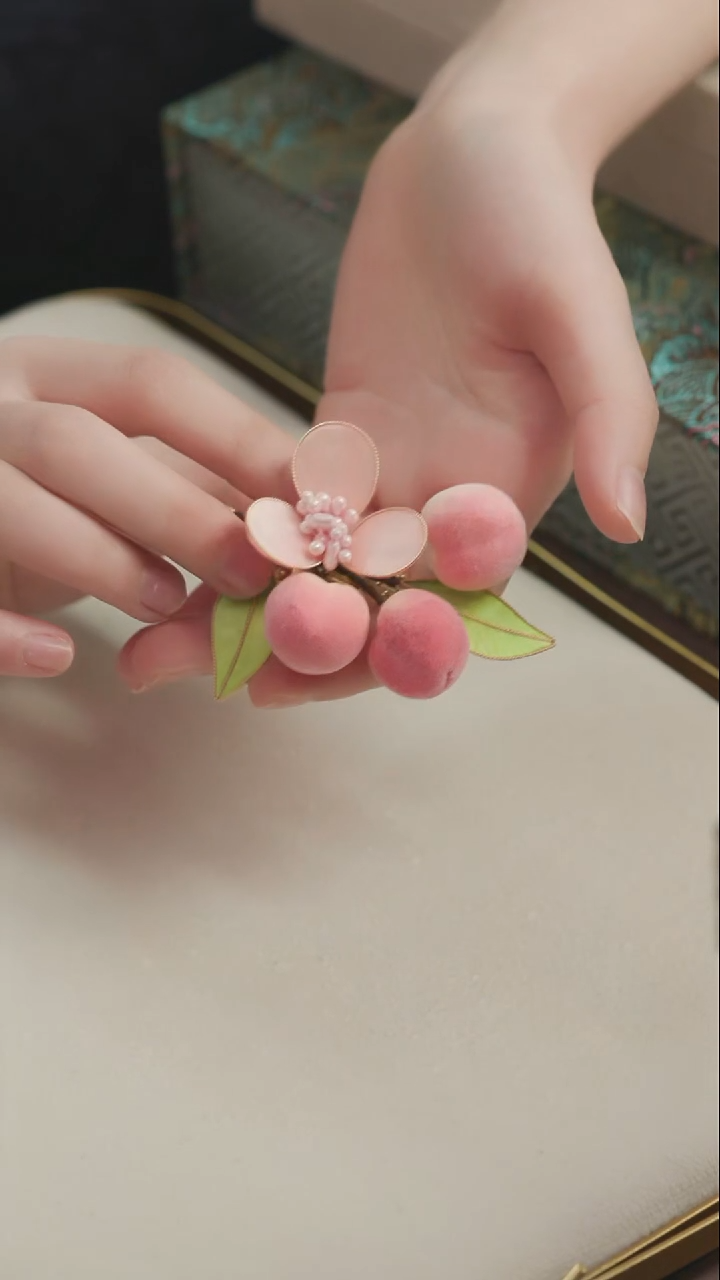 刺绣湘传礼纯手工发夹