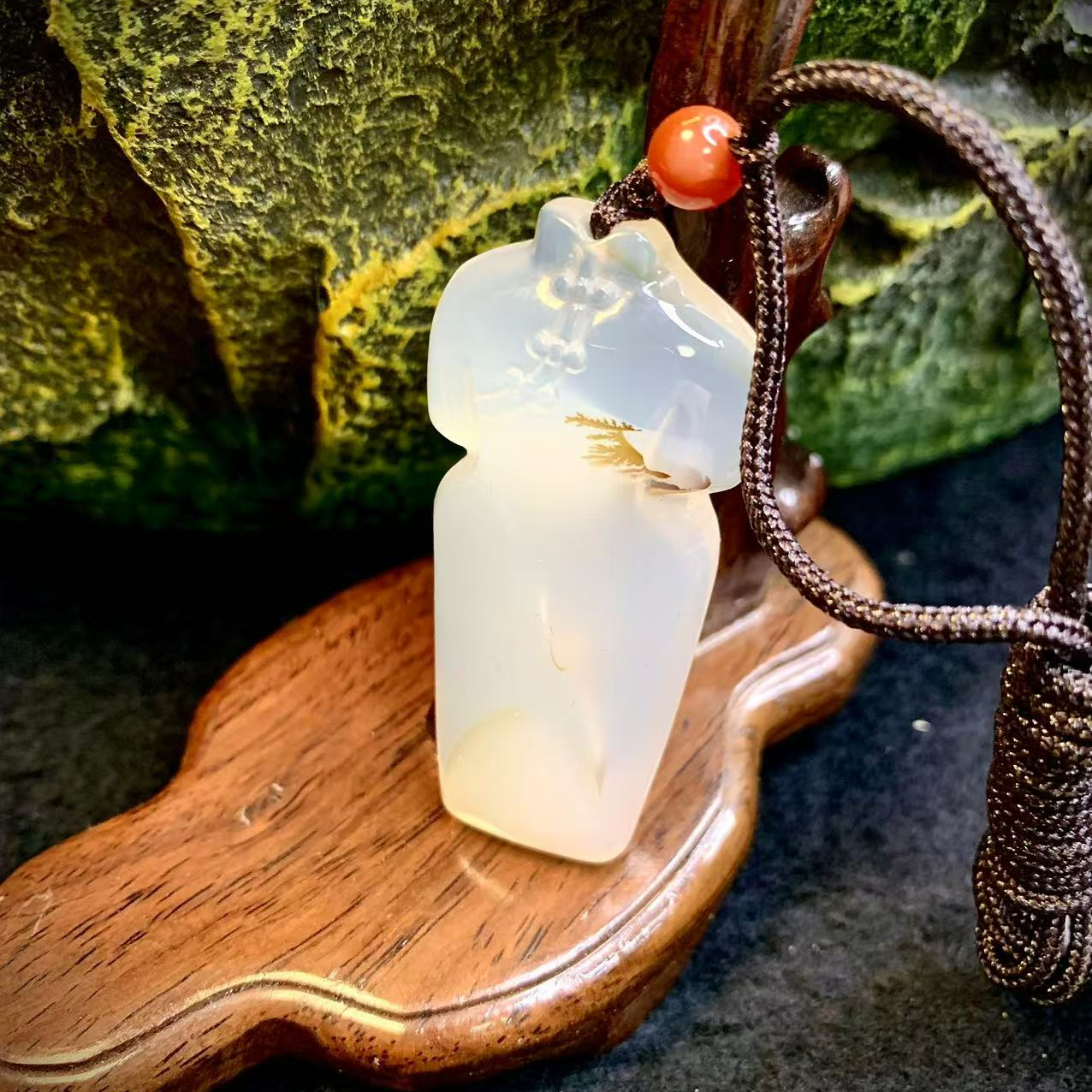 精品级天然海洋玉髓玛瑙系列之《旗开得胜》时尚女士旗袍吊坠挂件