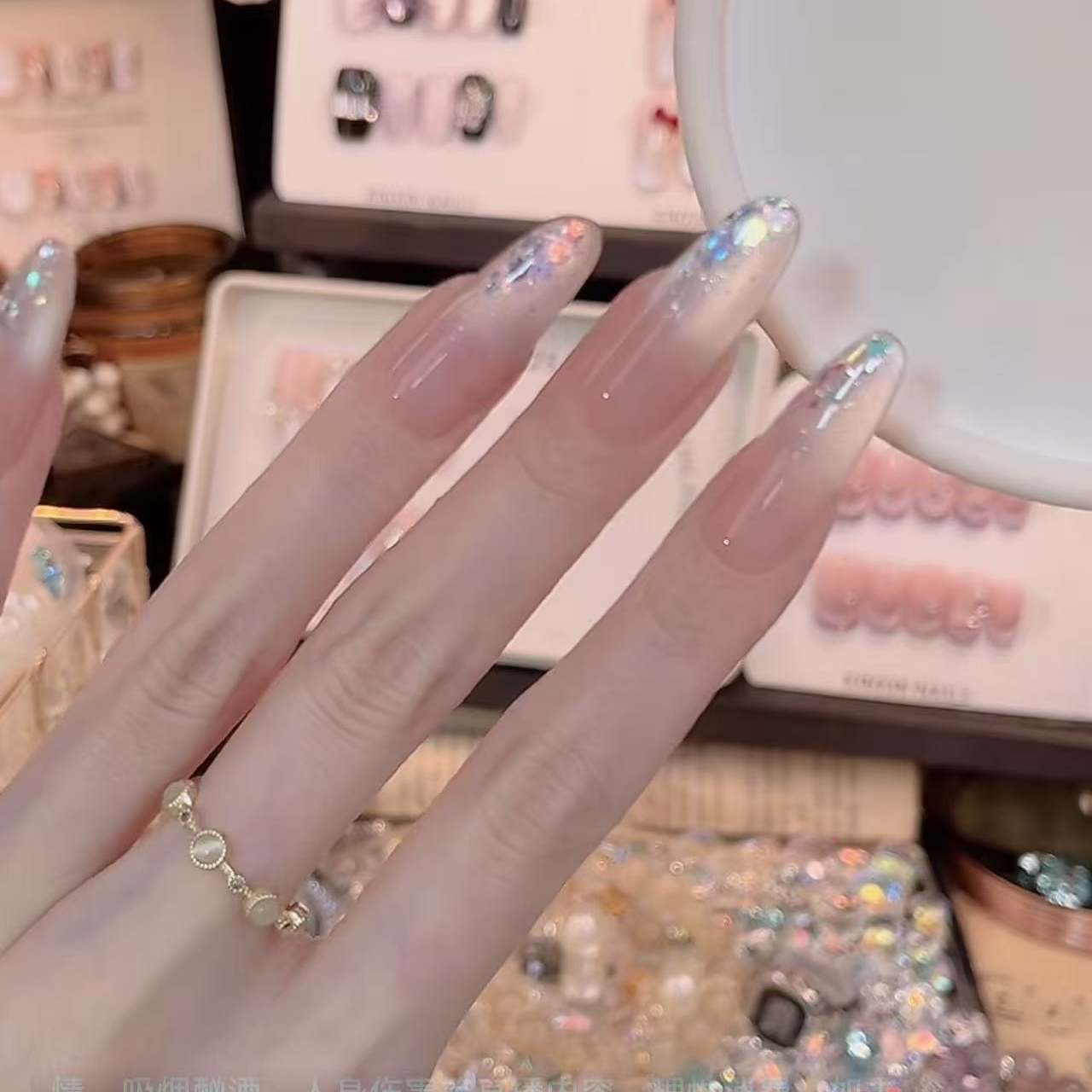 碎闪亮片- painted clear bow 纯手工穿戴甲 10片装