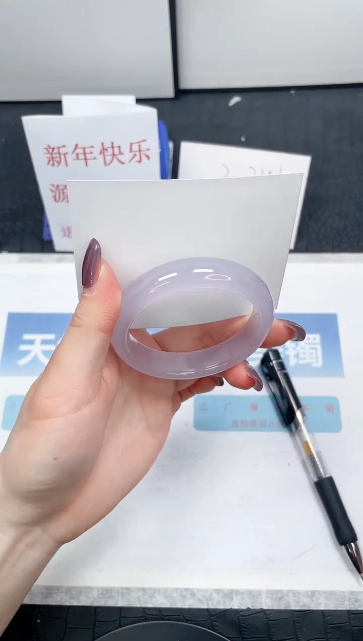 【闪购商品】石英质玉手镯未镶嵌150-54