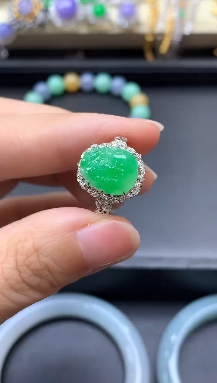 18K金镶嵌戒指翡翠643-中国好珍宝