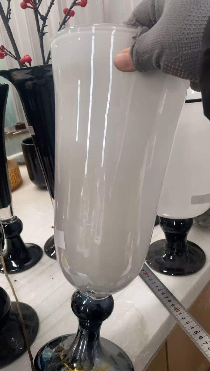 【闪购商品】玻璃145 M1