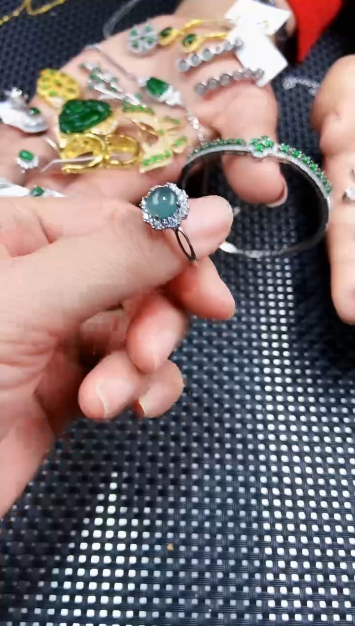 【闪购商品】翡翠戒指未镶嵌111111111
