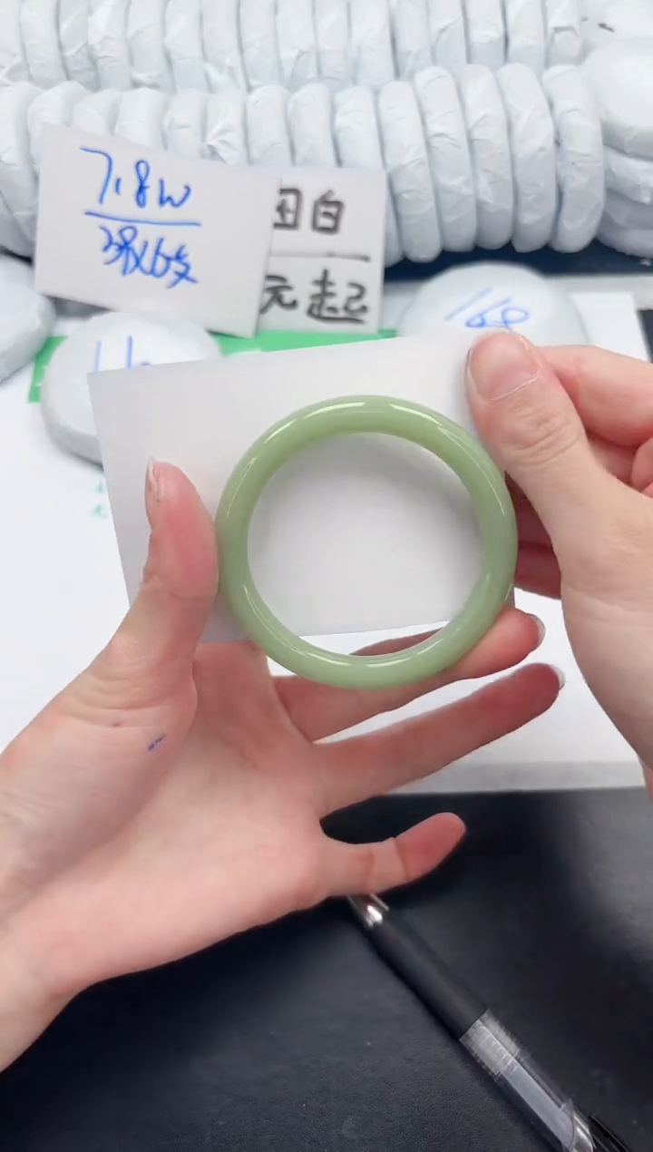 【闪购商品】石英质玉手镯未镶嵌592-54.8