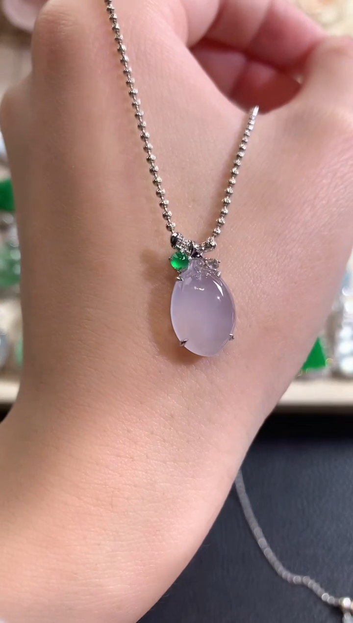 吊坠(不含链)18K金镶嵌翡翠冬日珠宝E2