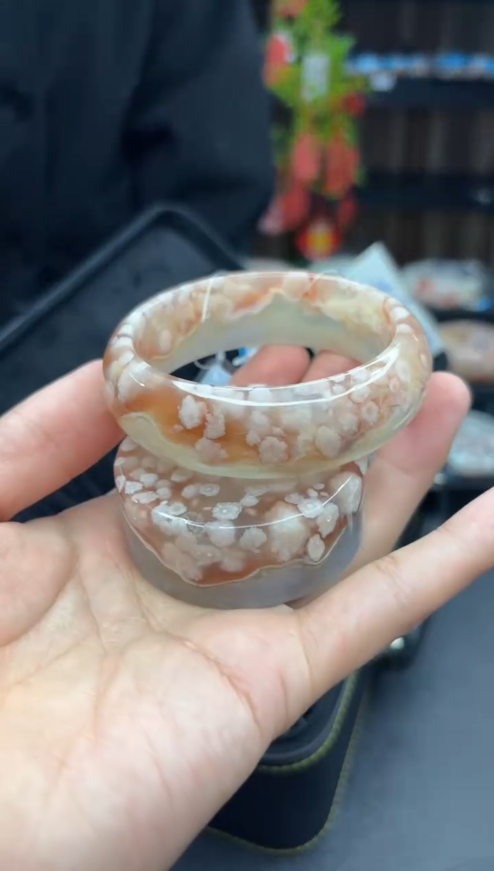 【闪购商品】石英质玉手镯未镶嵌664（61圈赠送镯心）