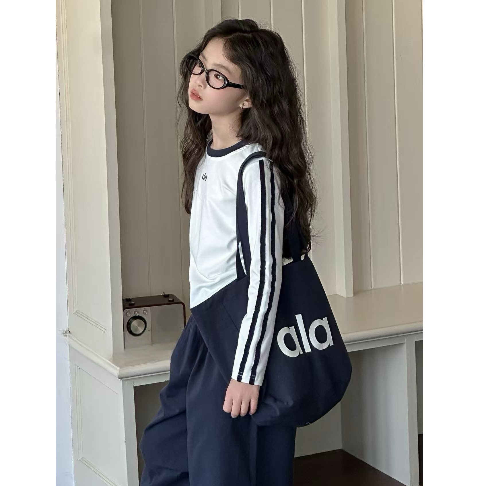 女童套装2025新款洋气短款t恤大童女孩时髦阔腿裤两件套253001