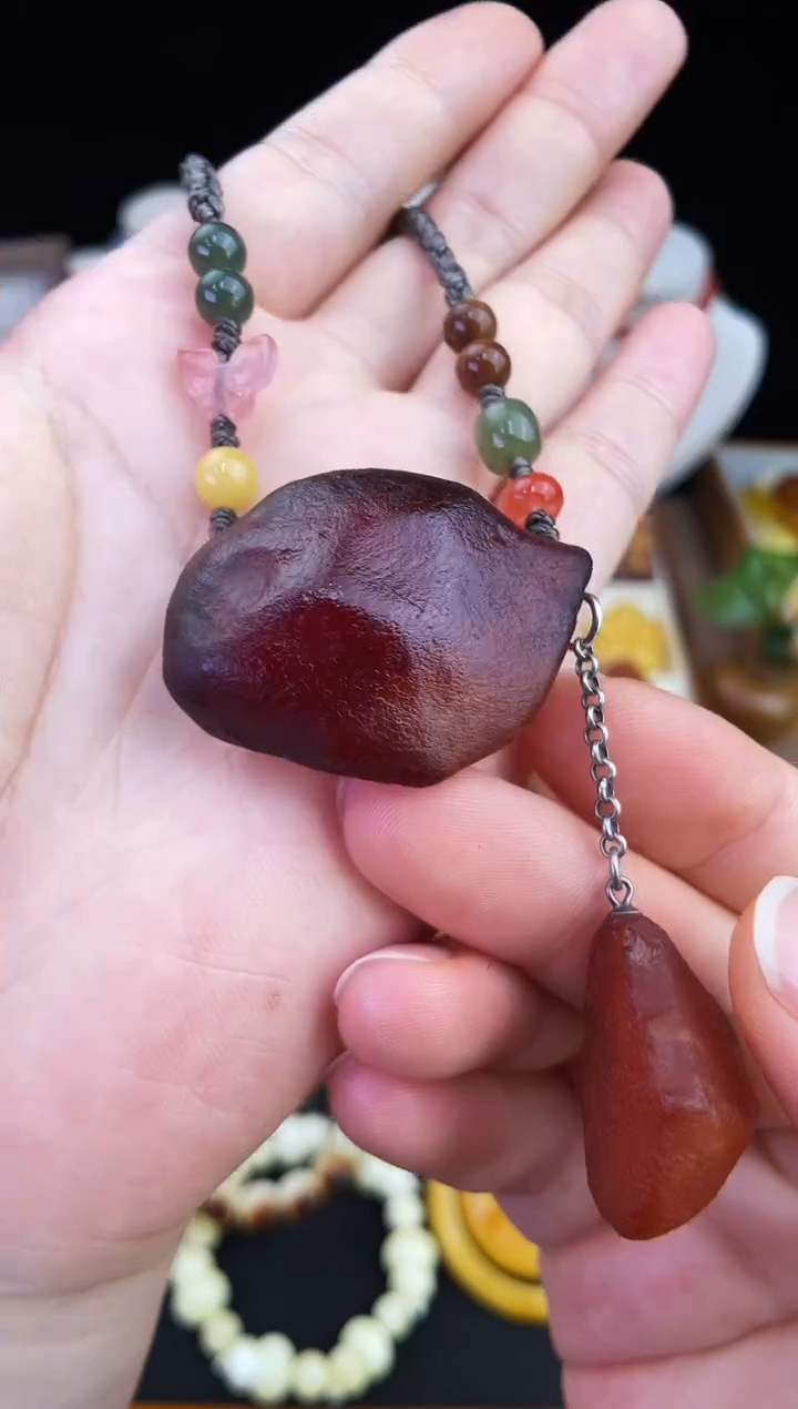 琥珀未镶嵌珠宝奇石柒月