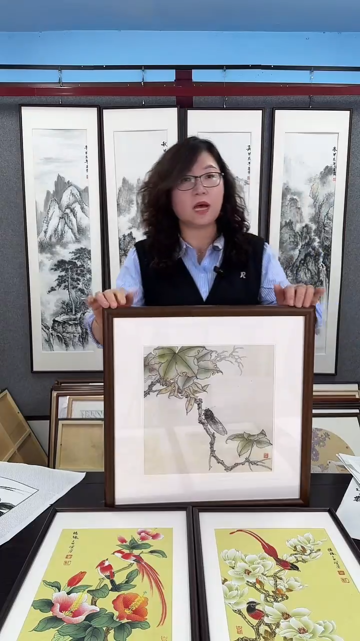 国画实木装裱 一鸣惊人 50*50