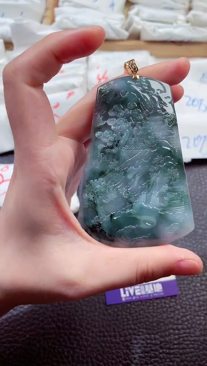 翡翠18K金镶嵌颈饰00005659