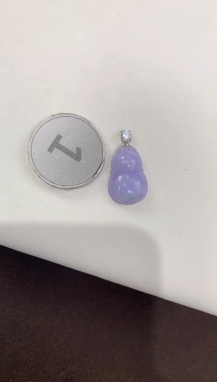颈饰18K金镶嵌翡翠天然缅甸A货翡翠