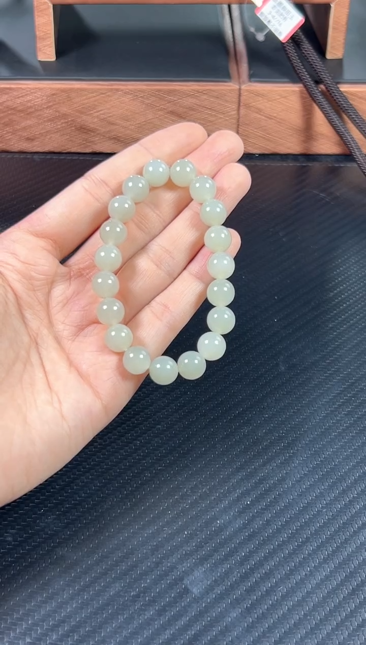 手串未镶嵌和田玉且末微色差近矿卡10