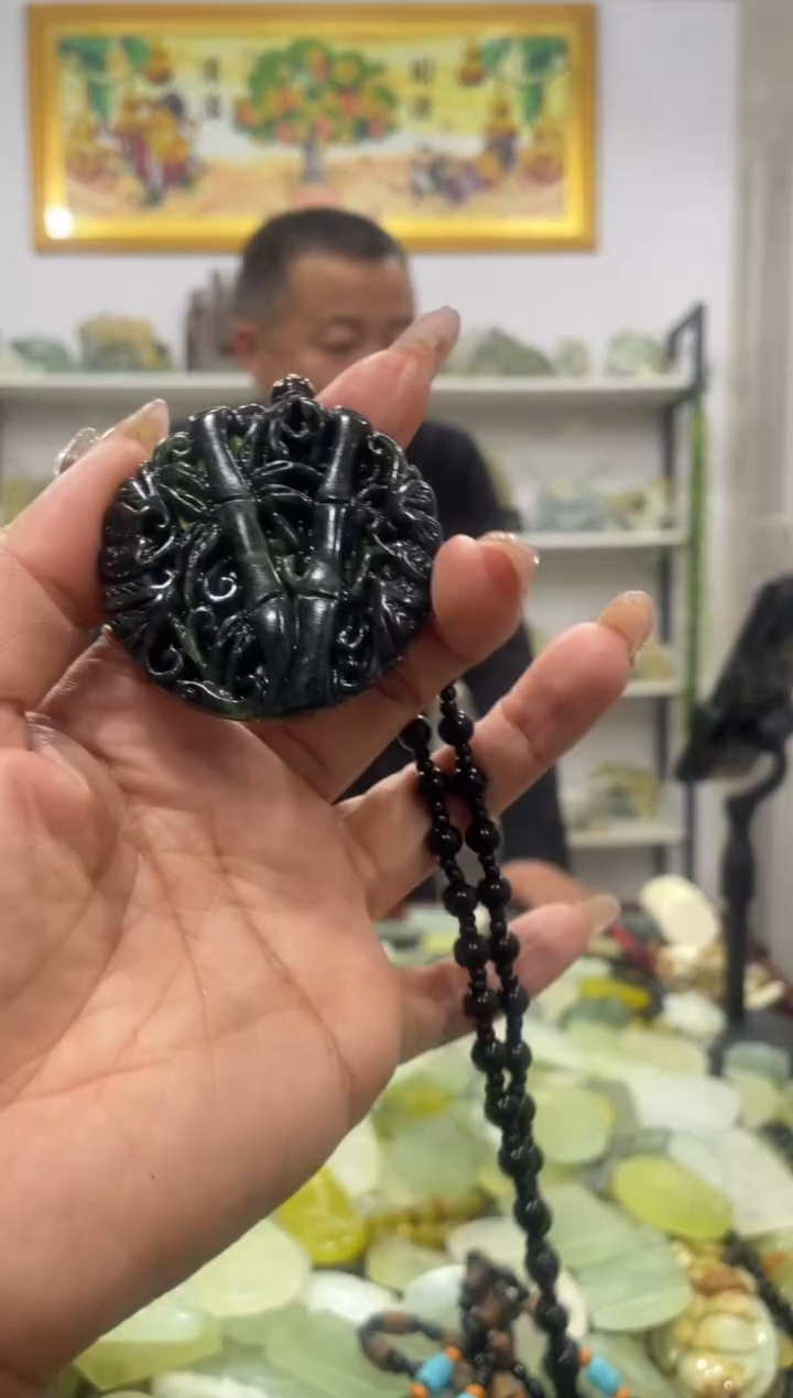 【闪购商品】岫玉吊坠未镶嵌          