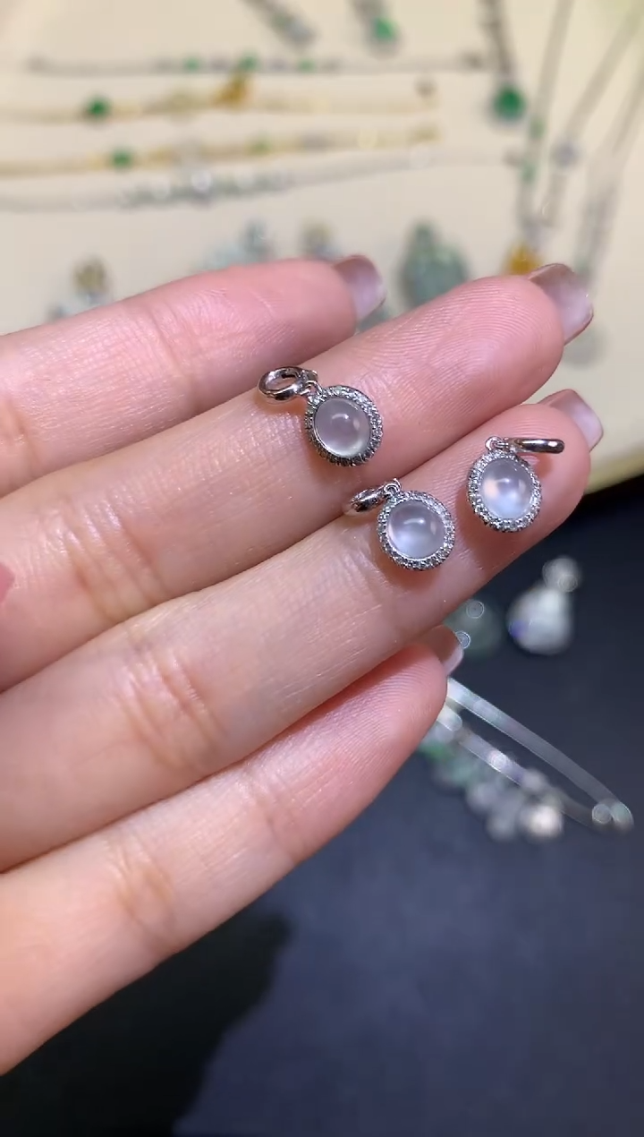 翡翠18K金镶嵌吊坠(不含链)吊坠多样性发其一D430|680