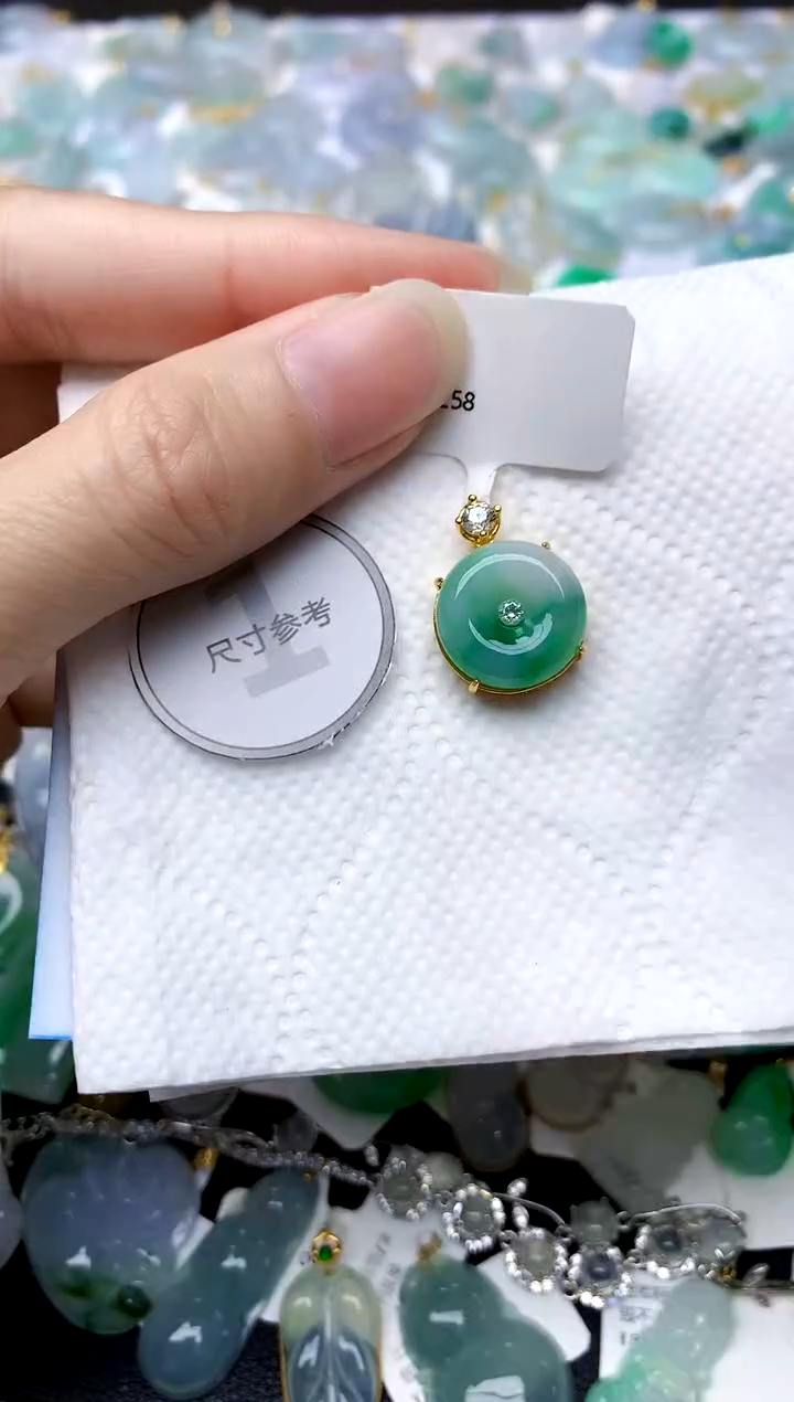 颈饰银S925镶嵌翡翠天然A货翡翠