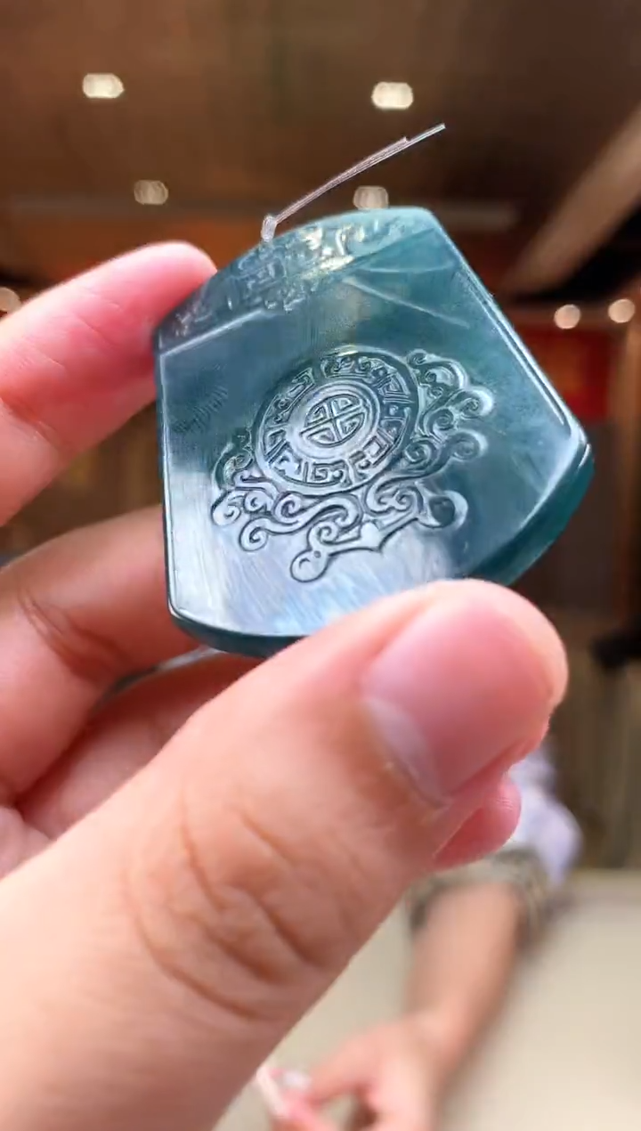 【闪购商品】定制翡翠未镶嵌             *167