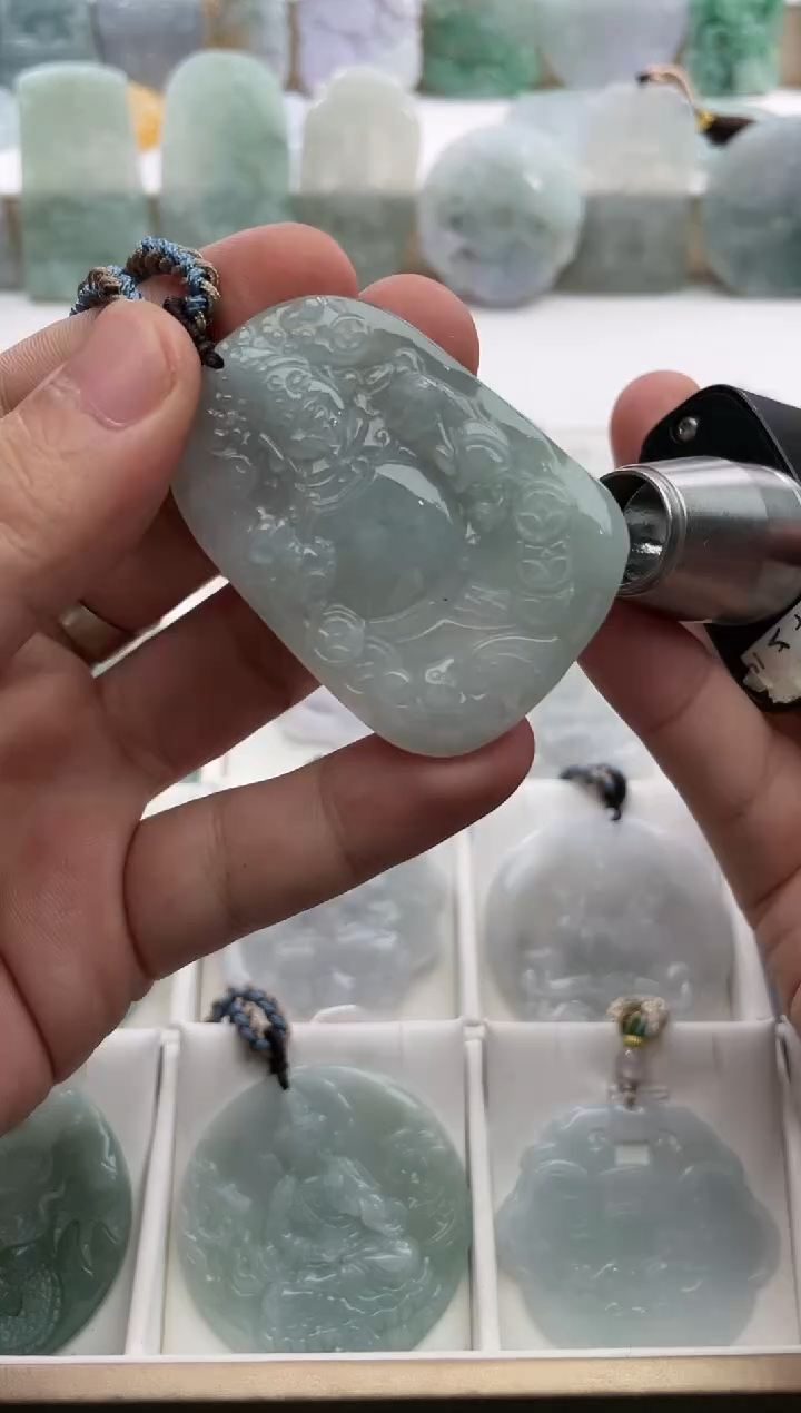 【闪购商品】翡翠颈饰未镶嵌..../3/6/ 143