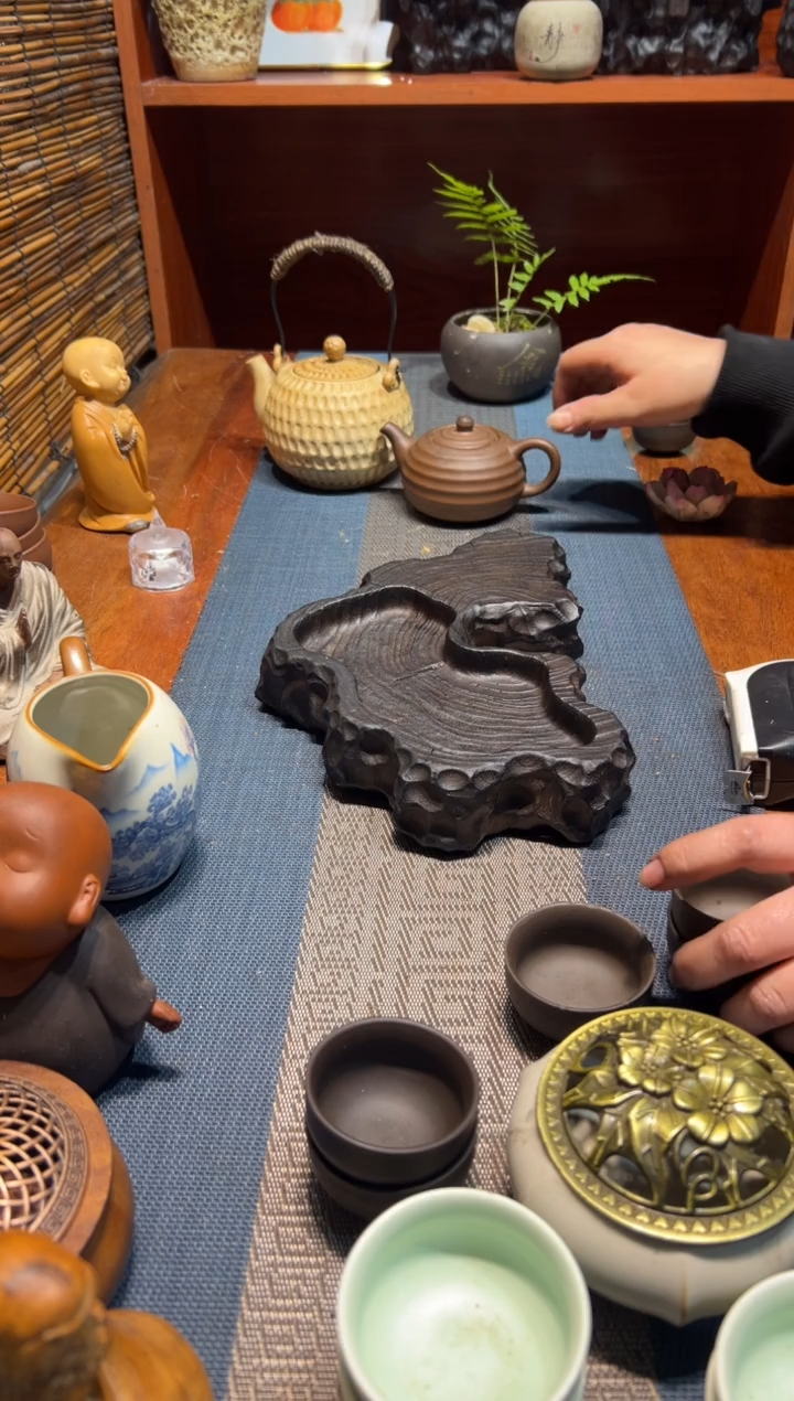 【闪购商品】香樟木木雕一物一拍