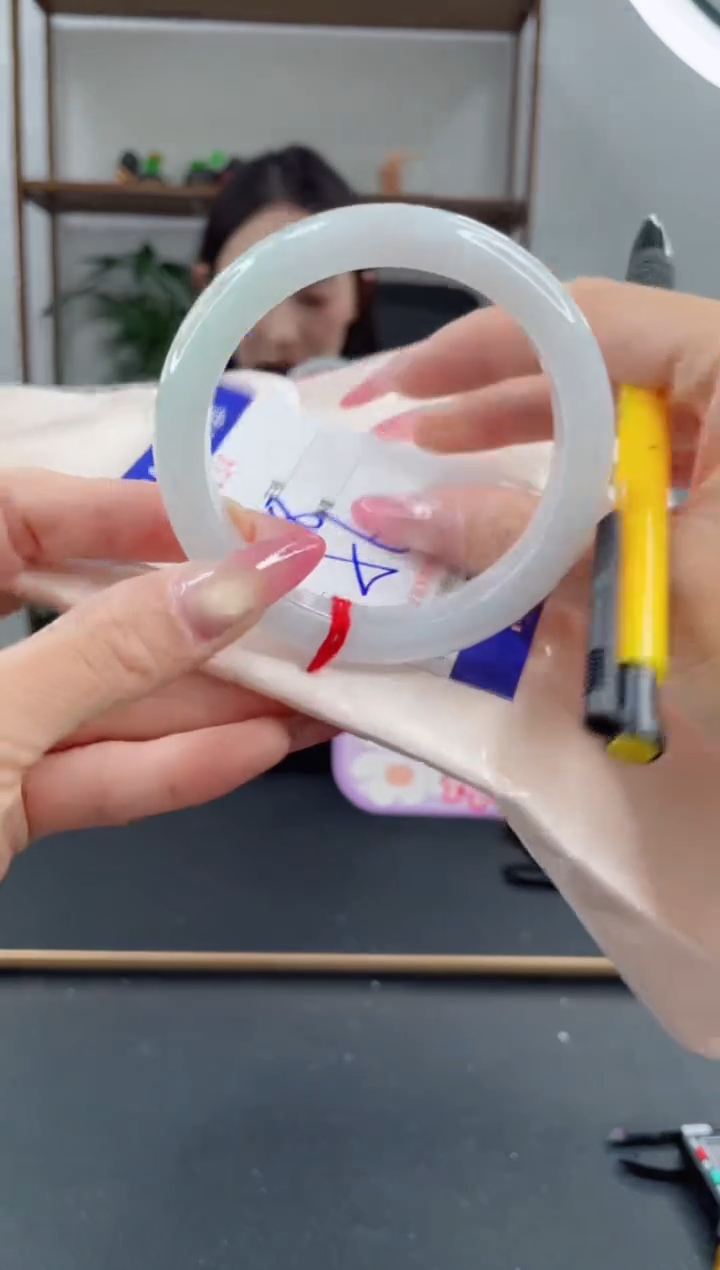 未镶嵌手镯翡翠588.00