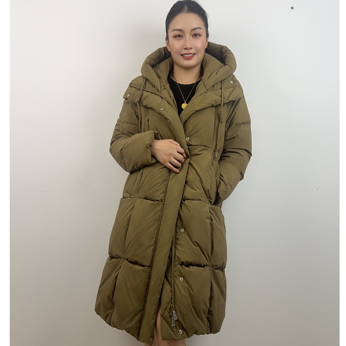 埃文羽绒服8265128  连帽时尚羽绒服