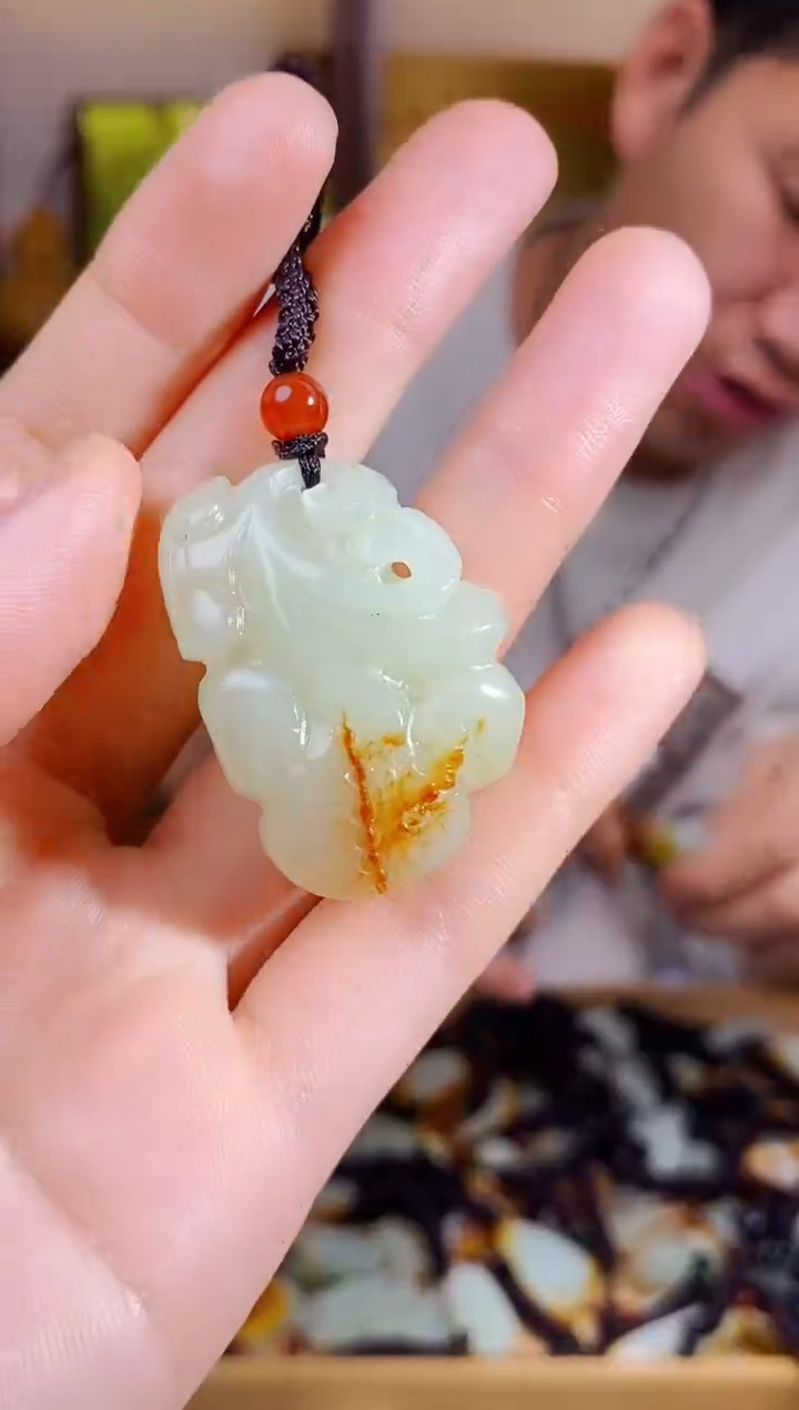 【闪购商品】和田玉颈饰未镶嵌1