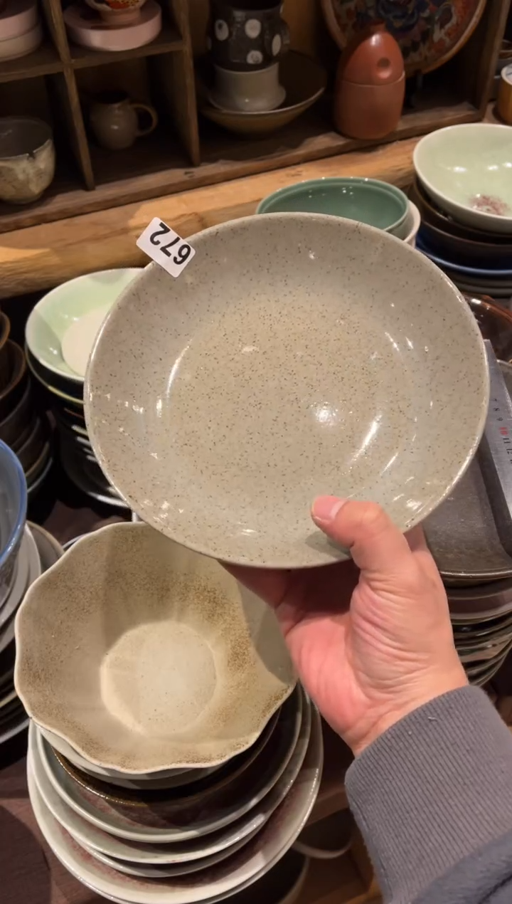 【闪购商品】瓷片672 灰釉的锅盘1个