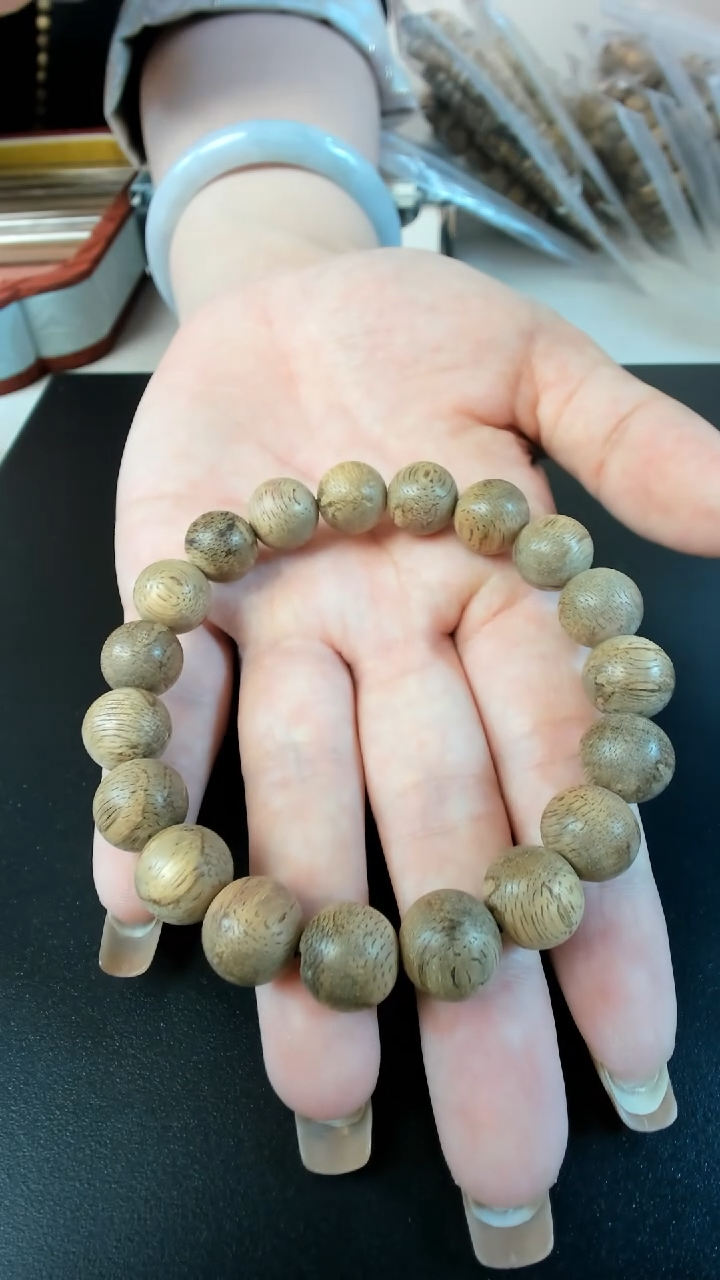 手串沉香柬埔寨11mm单圈老料沉香手串