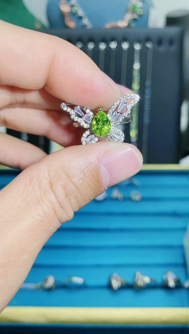 【闪购商品】橄榄石戒指银S925镶嵌111211