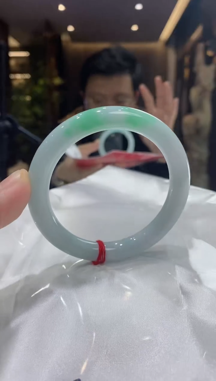 【闪购商品】翡翠手镯未镶嵌13号 56-57圈口 圆条