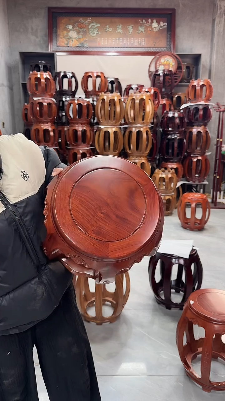 【闪购商品】花梨木类家具花梨色雕花小号鼓凳一对