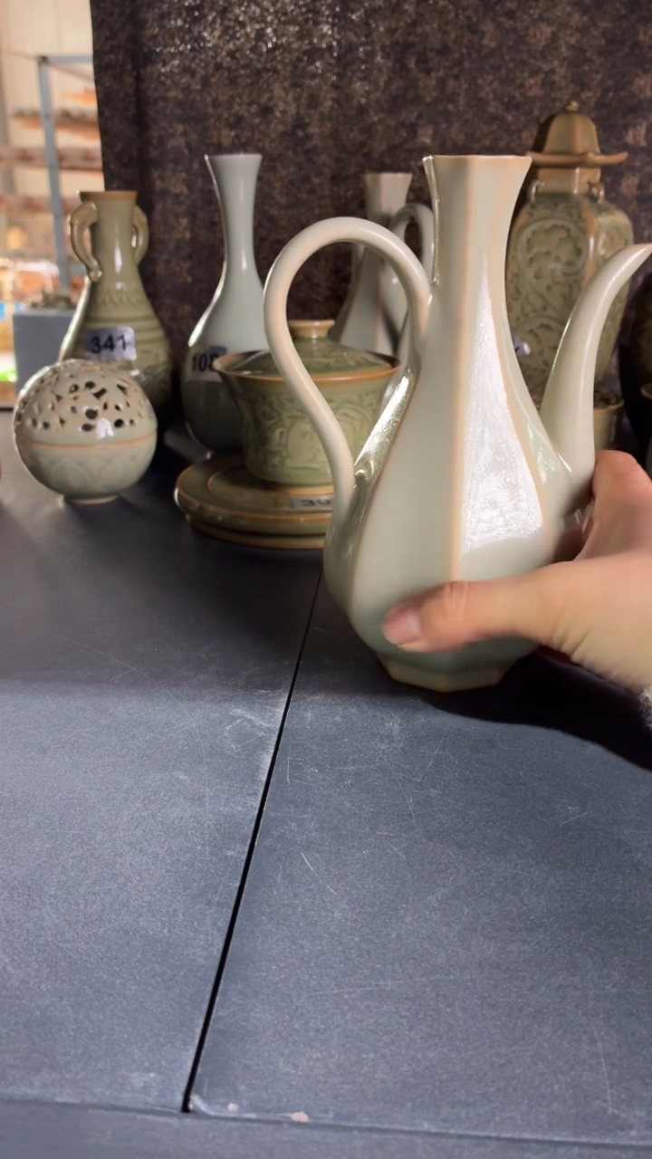 耀州窑仰山月白酒壶