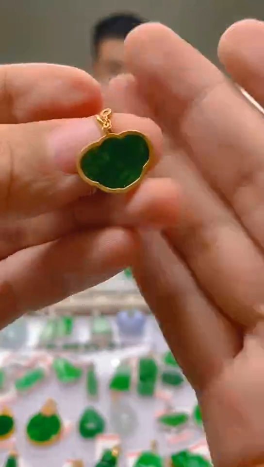 【闪购商品】翡翠颈饰18K金镶嵌 新号开播，全场乱卖