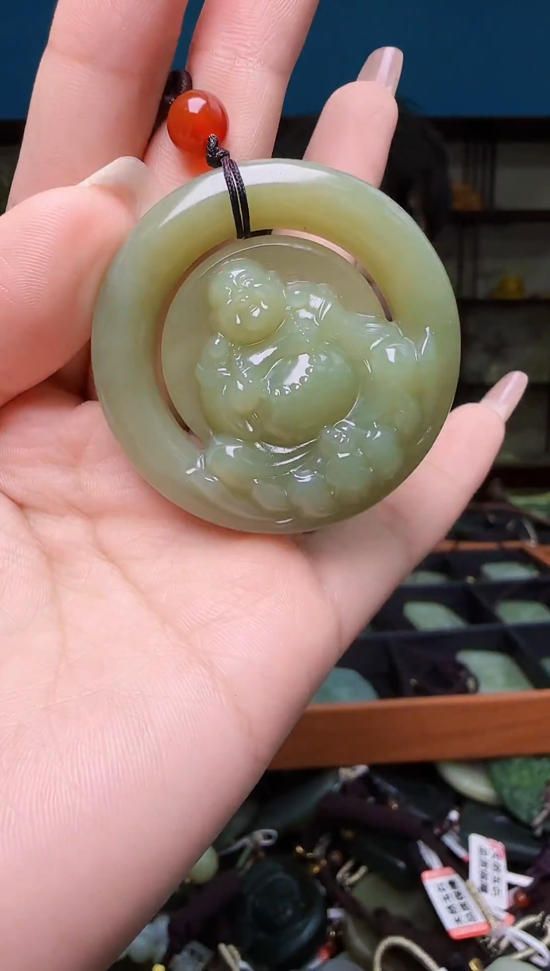 颈饰未镶嵌和田玉1