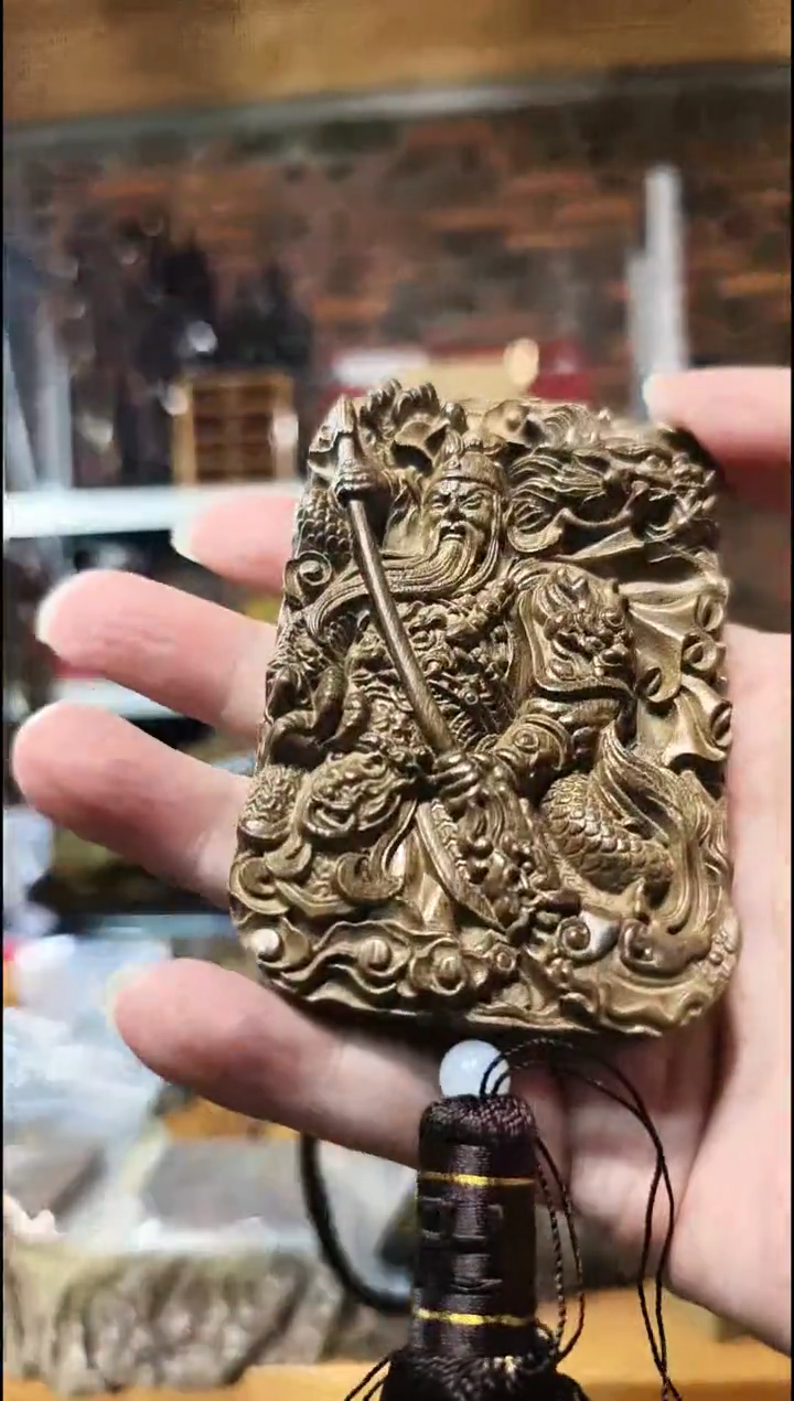 金丝楠     关公牌