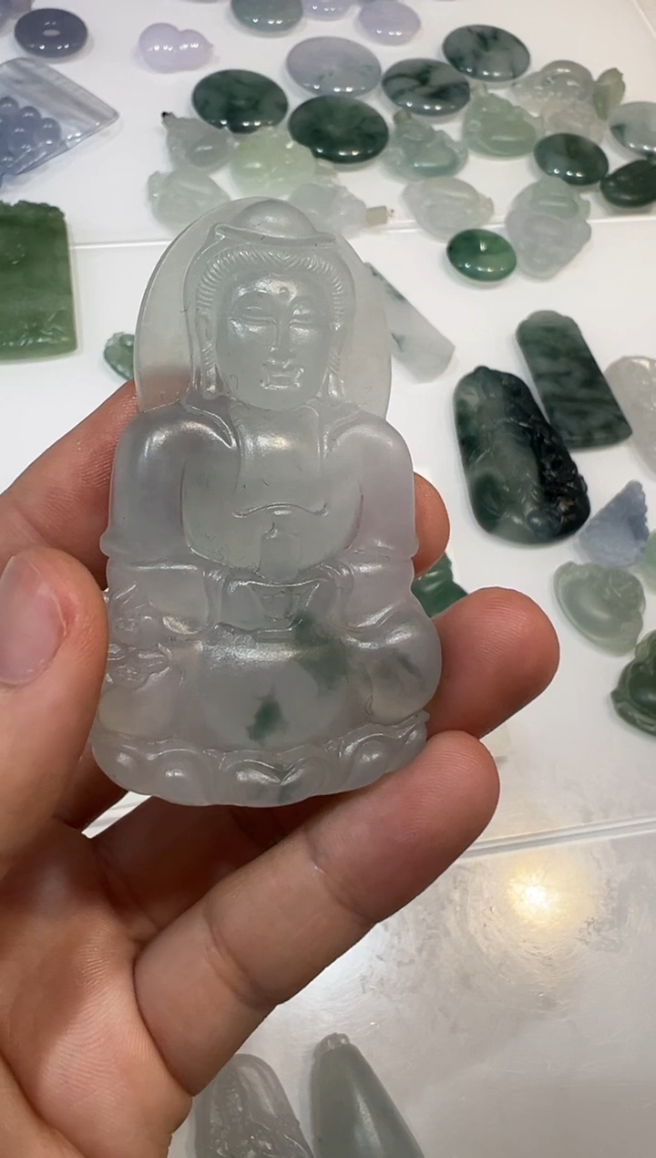 【闪购商品】定制翡翠未镶嵌观音