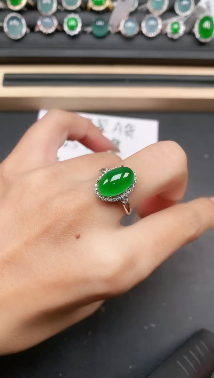 翡翠戒指银S925镶嵌1111