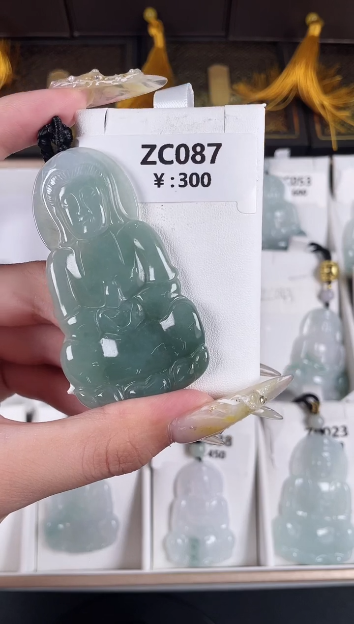 颈饰未镶嵌翡翠ZC087冰绿超大观音+孤品+送同款绳子