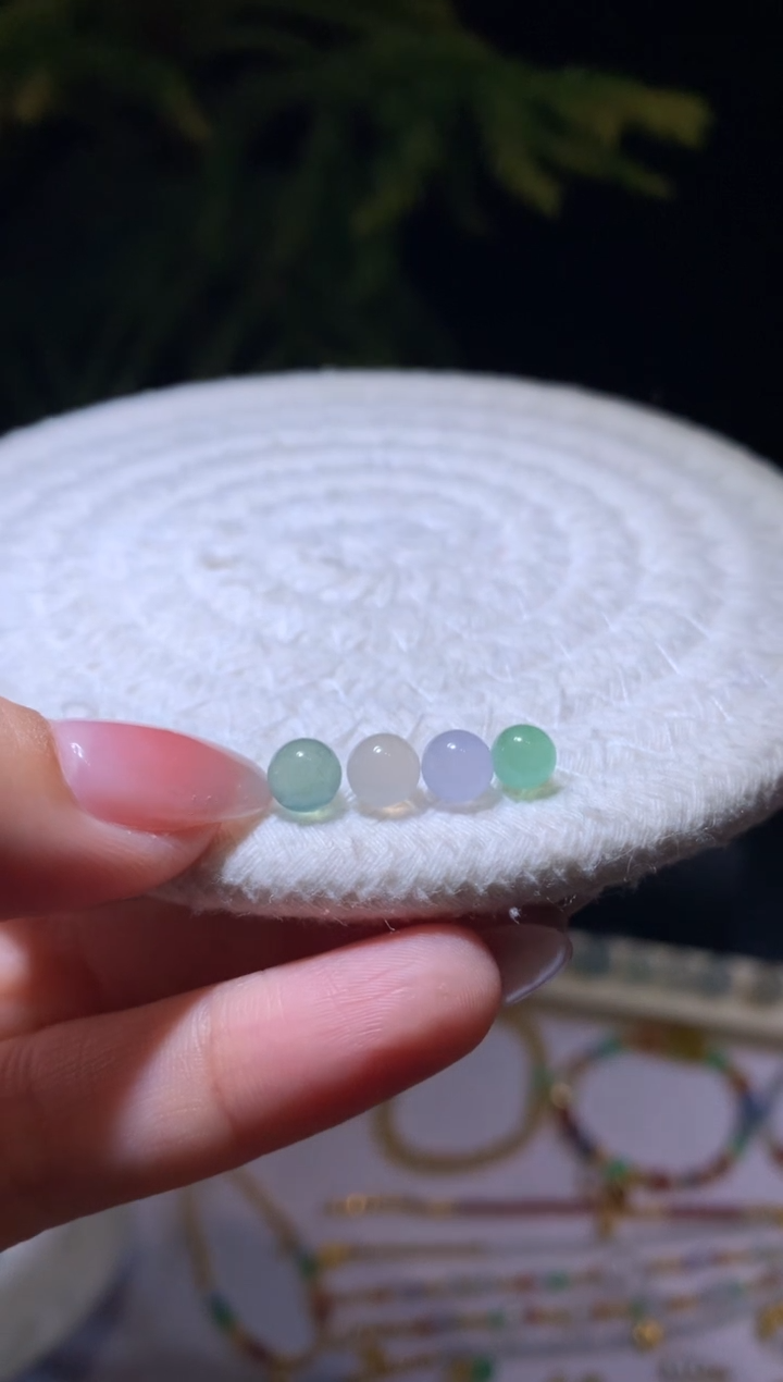【闪购商品】定制翡翠未镶嵌5.9*珠子4颗1100+110