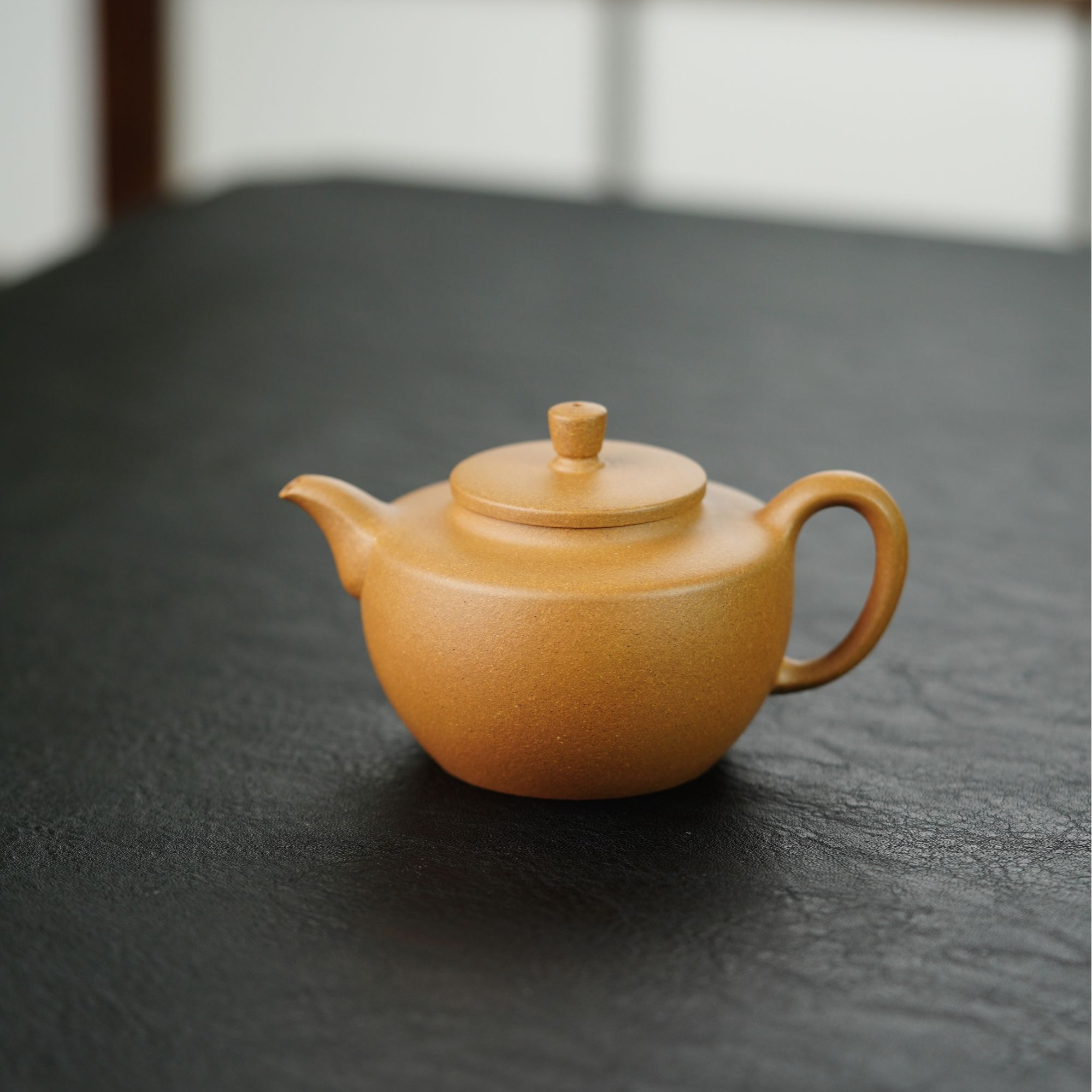 西溪山房老宕口冷黄金段棋奁紫砂壶传统成型手工细作200cc