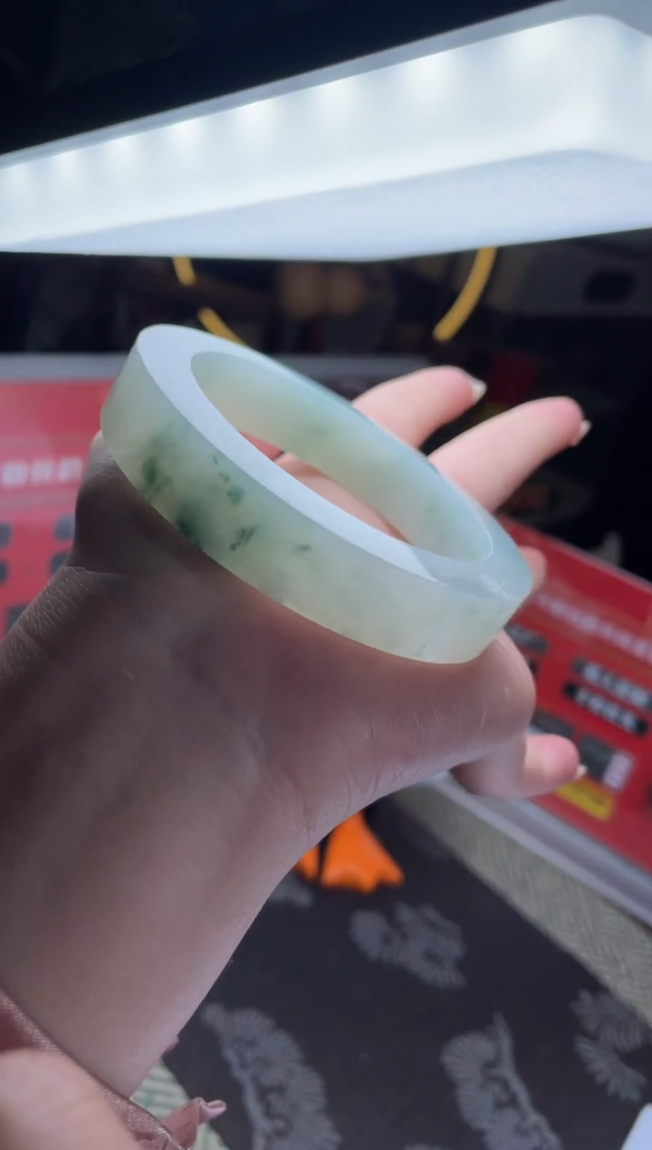 【闪购商品】定制翡翠手镯未镶嵌DDH81863