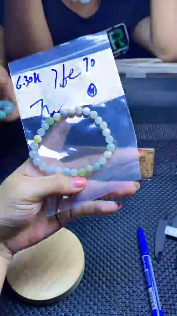 定制翡翠未镶嵌天然缅甸A货翡翠，多样性发货只发其一