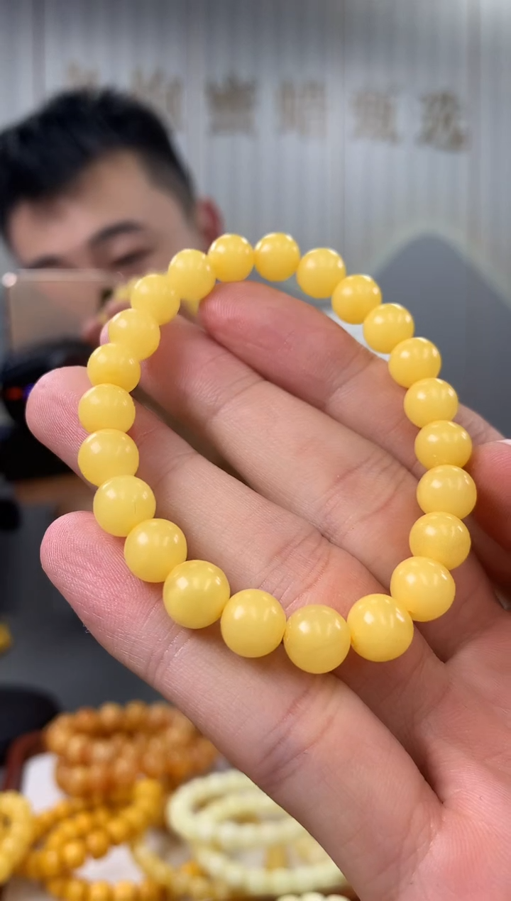 【闪购商品】琥珀裸石未镶嵌手串
