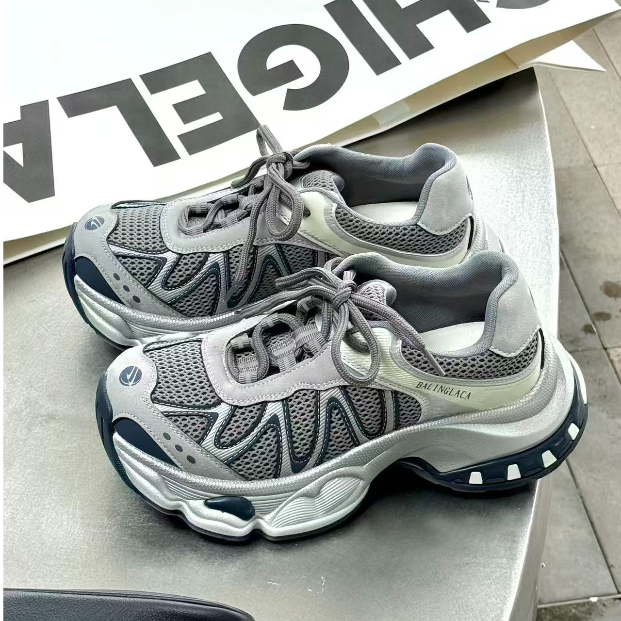 诗歌兰女鞋2025新款真皮网面透气老爹鞋时尚厚底休闲运动鞋591-33