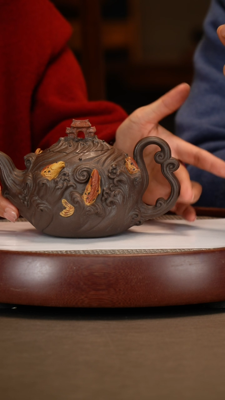 【闪购商品】紫砂茶壶【鲍宜明】紫泥鱼跃龙门