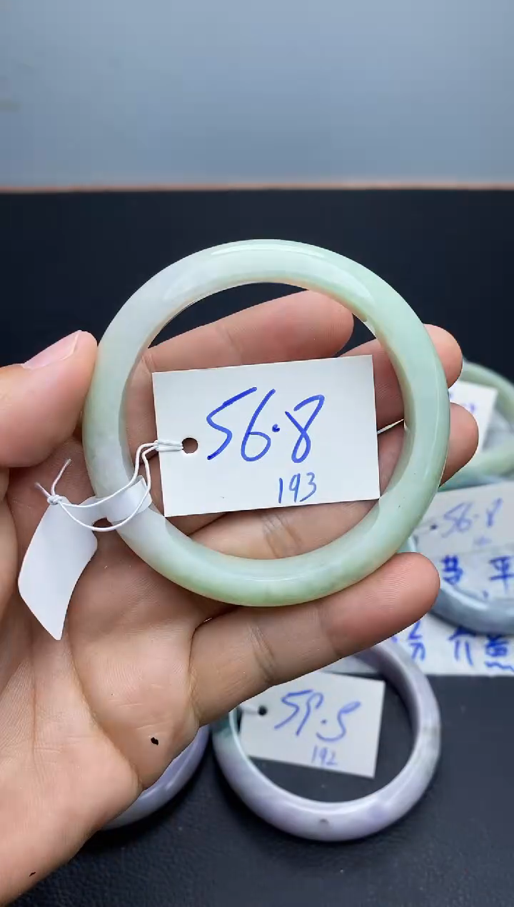 未镶嵌手镯翡翠193
