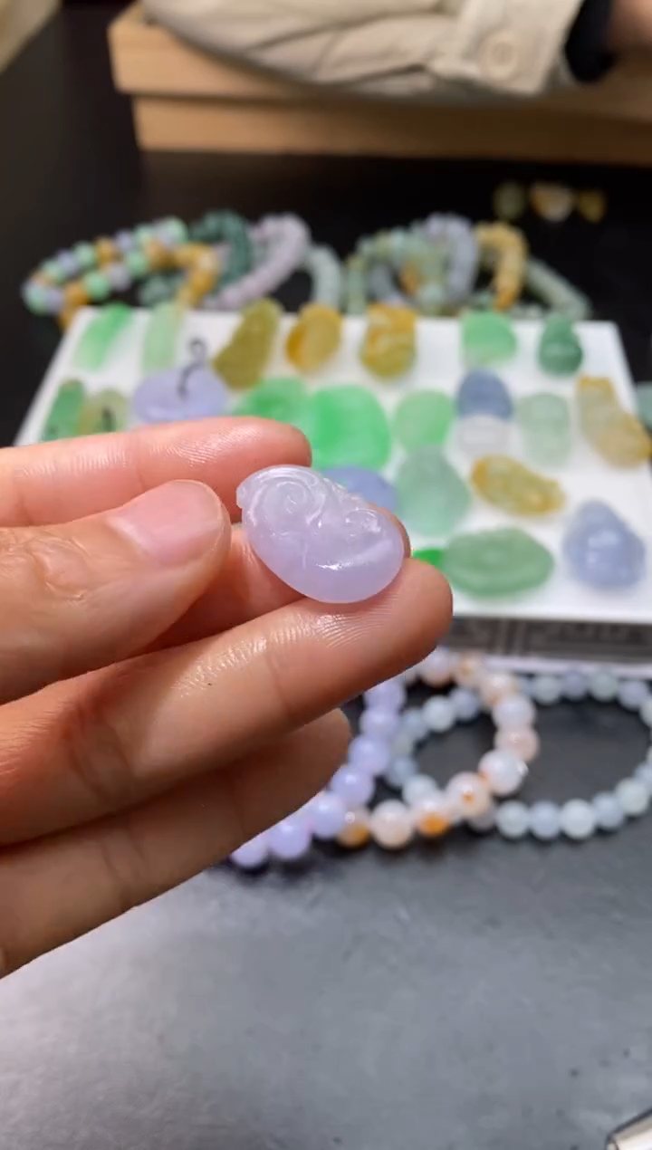 【闪购商品】定制翡翠未镶嵌翡翠毛货~