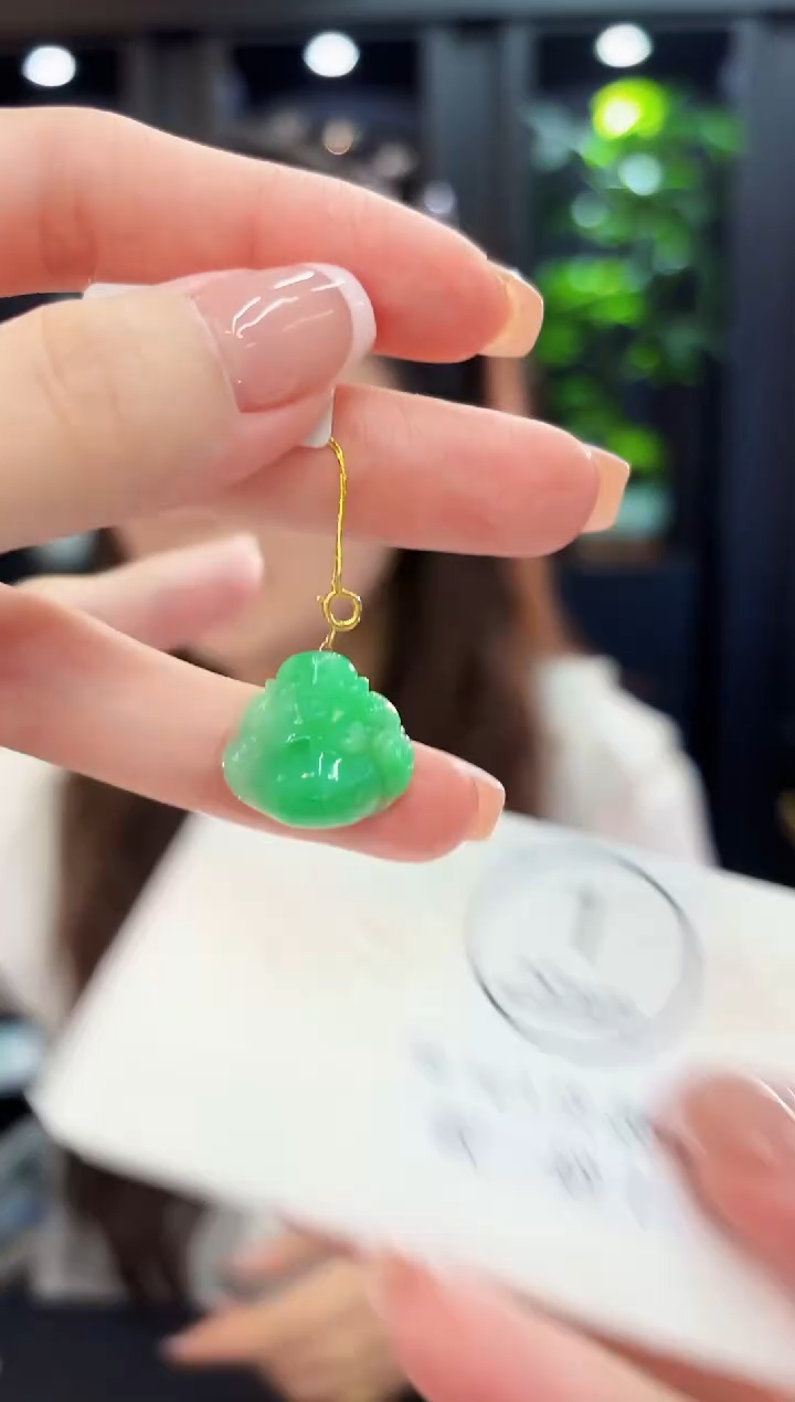颈饰18K金镶嵌翡翠缅料A货/多样性发货/一件