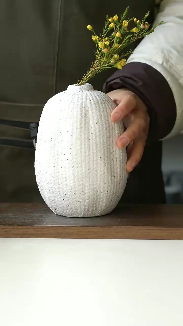 【闪购商品】陶瓷出瑞典毛衣花瓶@4-2@