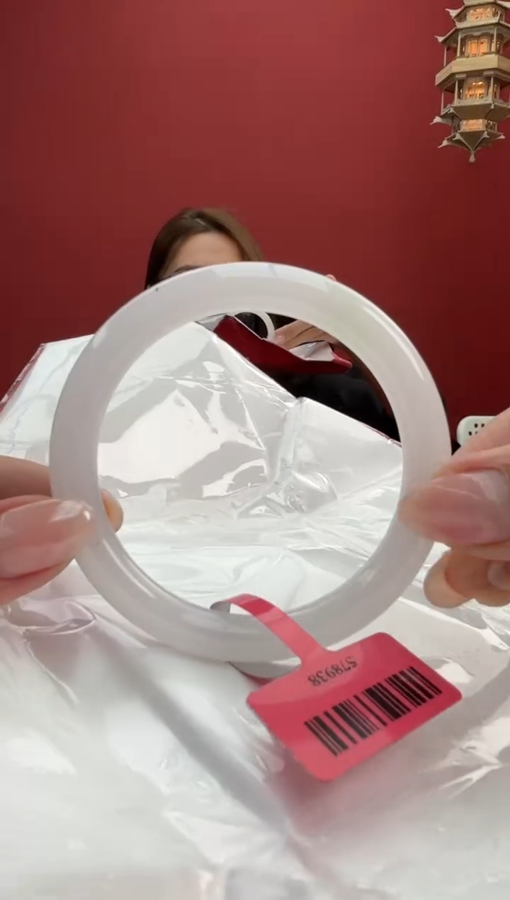 【闪购商品】翡翠手镯（圆镯）未镶嵌1手镯