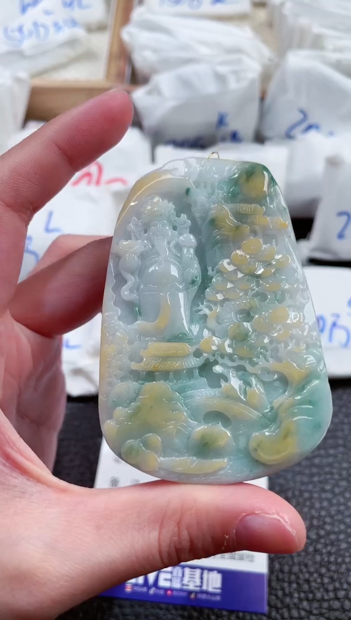 【闪购商品】翡翠颈饰未镶嵌000019275